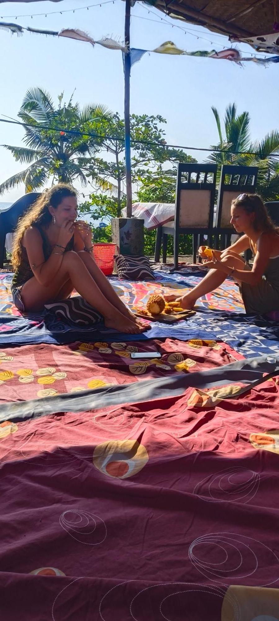 Peace And Love Beach Homestay Alappuzha Bagian luar foto